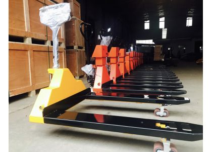150 sets pallet truck weighing scales are ready to export to Italy 